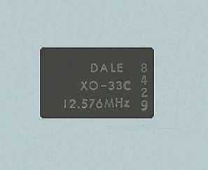 Large asst crystal oscillator modules 20.6 to 21.6 mhz