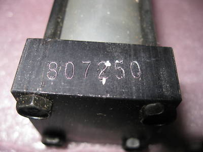 New 807250 destaco control cylinder 2 available