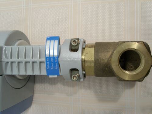 Landis & staefa electro hydraulic actuator with valve 