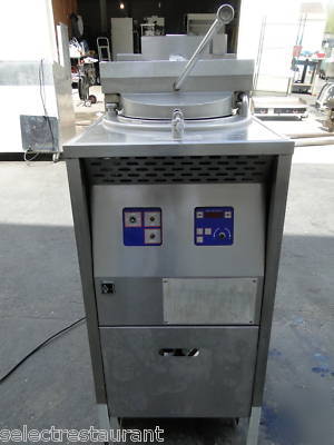 Broaster model 1800 gas pressure cooker fryer