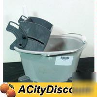 Small commercial home kitchen mop bucket w/ wringer