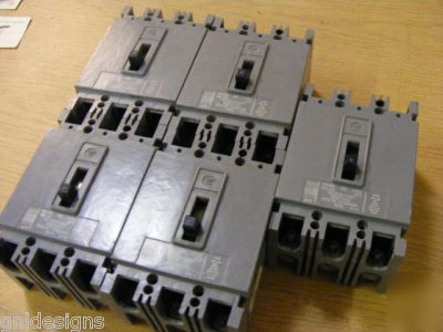 Westinghouse HFB3015 molded case circuit breaker 15 amp