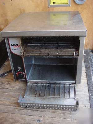 Apw wyott express at-express conveyor toaster oven 