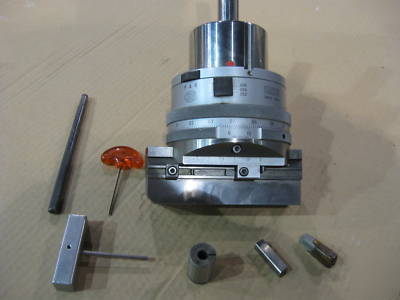 Cnc jig boring machine with tooling