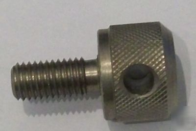 Vcm 25/40 bowl cover unit retaining screw for the crank