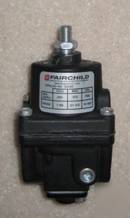 Fairchild pressure regulator 30242 in 250 psi out 1-60 