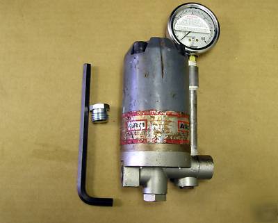 Aro downstream fluid regulator 651790-A2C-b 60 psi 