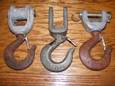 Crosby swivel hooks with safety latches