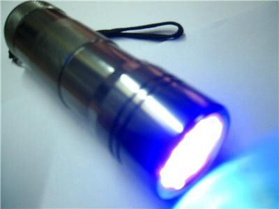 Ultra violet 12-uv light led torch lamp detector