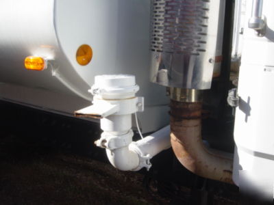 4000 gallon water truck berkeley pump cat powered gd