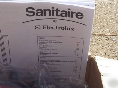 Sanitaire SC886E upright vaccum cleaner