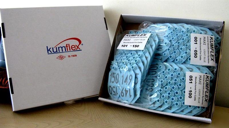 Kumflex ear tag for cattle light blue 001-150