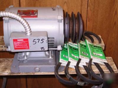 General electric 5HP induction motor dual pulley 4 belt
