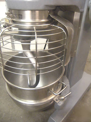 Hobart 60 quart qt dough mixer single phase heavy duty
