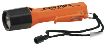 Klein X35 recoil led heavy-duty flashlight