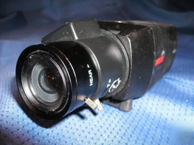 Digital cctv color camera model w/3.5 to 8MM auto lens