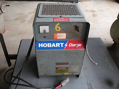 Hobart 12 volt jack / car battery charger 115/230 volt
