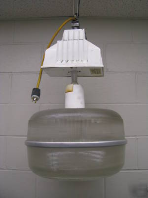 200 320 w mt pulse start metal halide low bay light