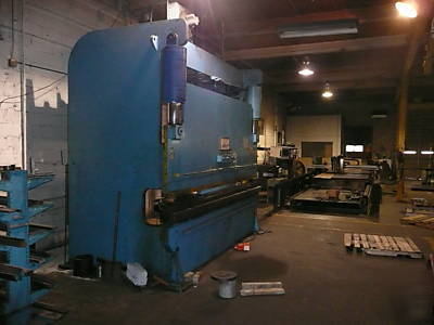 200 ton hydrapower press brake