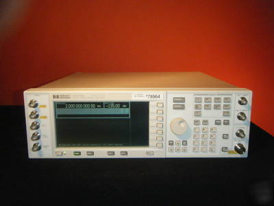 Hp agilent E4431B digital rf signal generator (reduced)