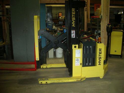 Hyster reach forklift