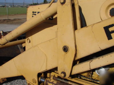 1986 ford 555B loader backhoe