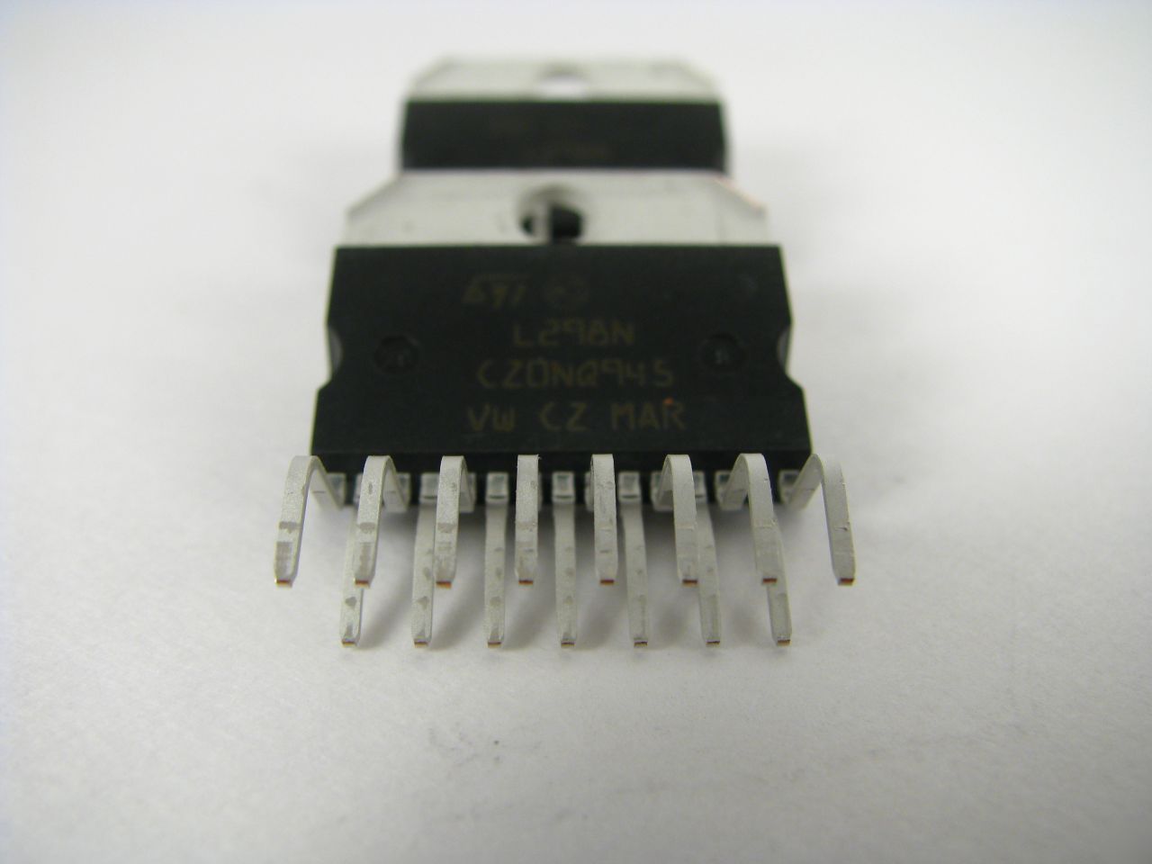 L298 full-bridge driver; stepper motor L298N vertical