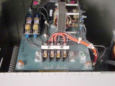 8.3KW 230V 1Ã¸ automatic ac power line voltage regulator