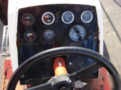 1979 case 1070 agri-king tractor with front loader