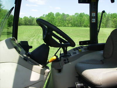 John deere 3520 w/cab & loader heat/ac/radio/cd