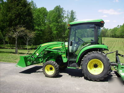 John deere 3520 w/cab & loader heat/ac/radio/cd