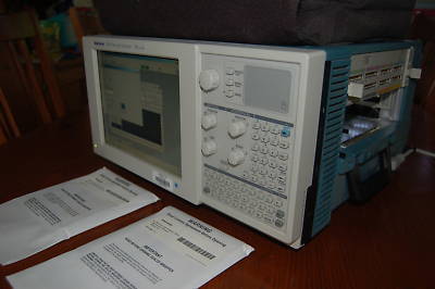 Tektronix TLA714 with TLA7N4 module