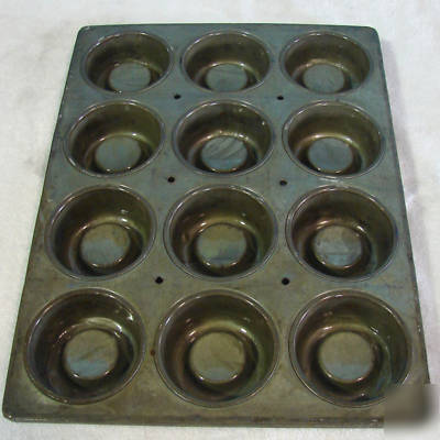 Ekco shortcake / mary ann pans