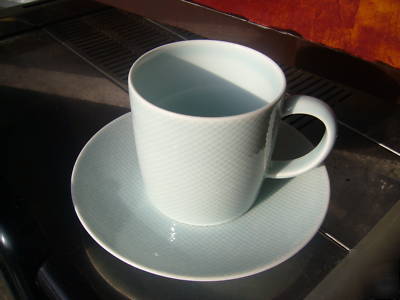 New crate & barrel cup & saucers, brand , made in japan 