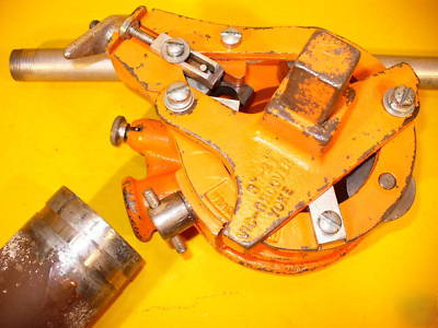 Victaulic pipe roll cut groover plumbing piping tool