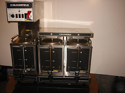 Bloomfield coffee satellite brewing system with warmers