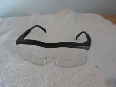 New elvex bifocal safety glasses w/+2.0 magnifier - 