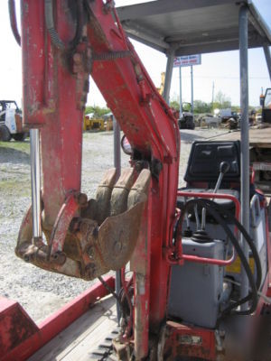 Takeuchi TB007 tb 07 mini excavator & trailer track hoe