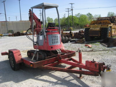 Takeuchi TB007 tb 07 mini excavator & trailer track hoe