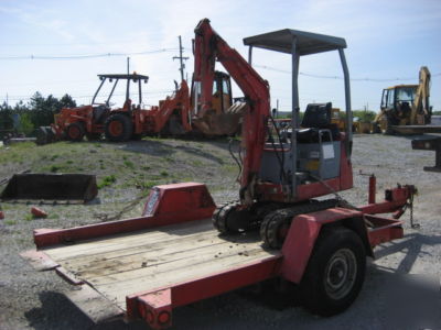 Takeuchi TB007 tb 07 mini excavator & trailer track hoe