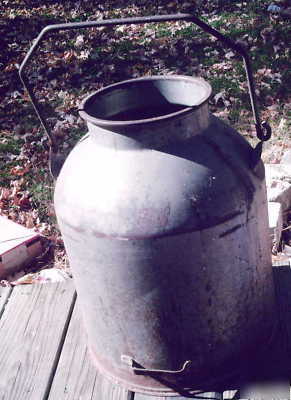 Neverleak cow milking bucket dairy