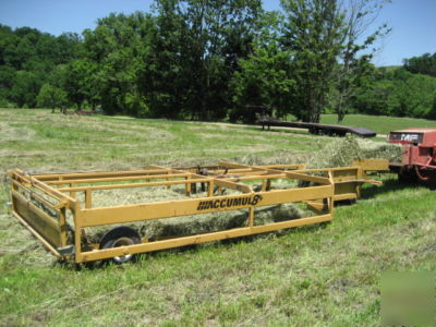 Agway ACCUMUL8+4 and grabber - accumulate 12 bales