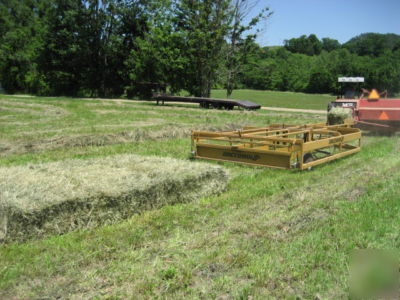 Agway ACCUMUL8+4 and grabber - accumulate 12 bales