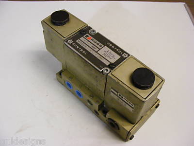 Ross W7076A2332 air solenoid valve w/500B91 sub base 