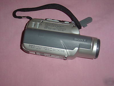 Sony audio - mic-n-micro microcassette recorder (silver