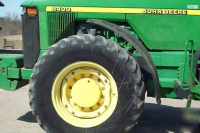 New john deere 8400 row crop tractor 225 hp, interior