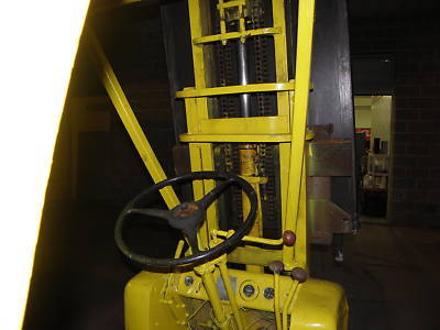 3,000 lb capacity propane fork lift, pallet jack