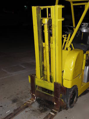 3,000 lb capacity propane fork lift, pallet jack