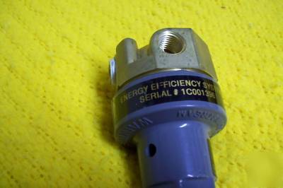 New norgren inert gas regulator 3,000 psi - 50 psi / 