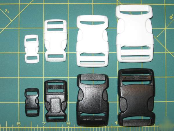 8 ct side release plastic buckles sample pack